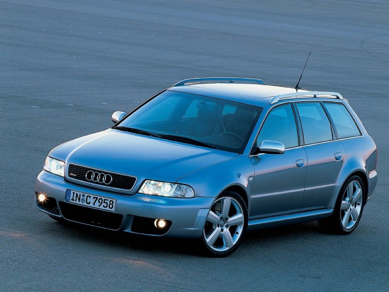 Audi rs4 b5