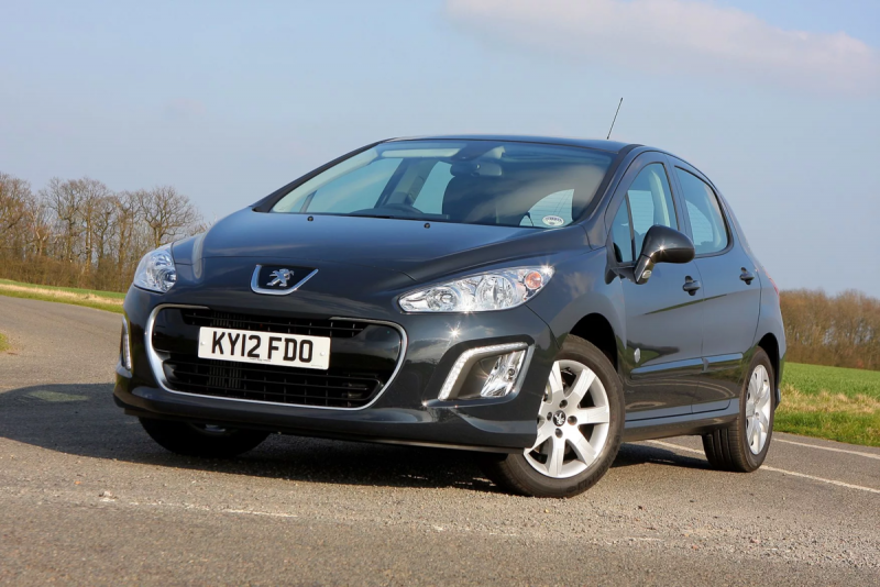 Peugeot 308 хэтчбек