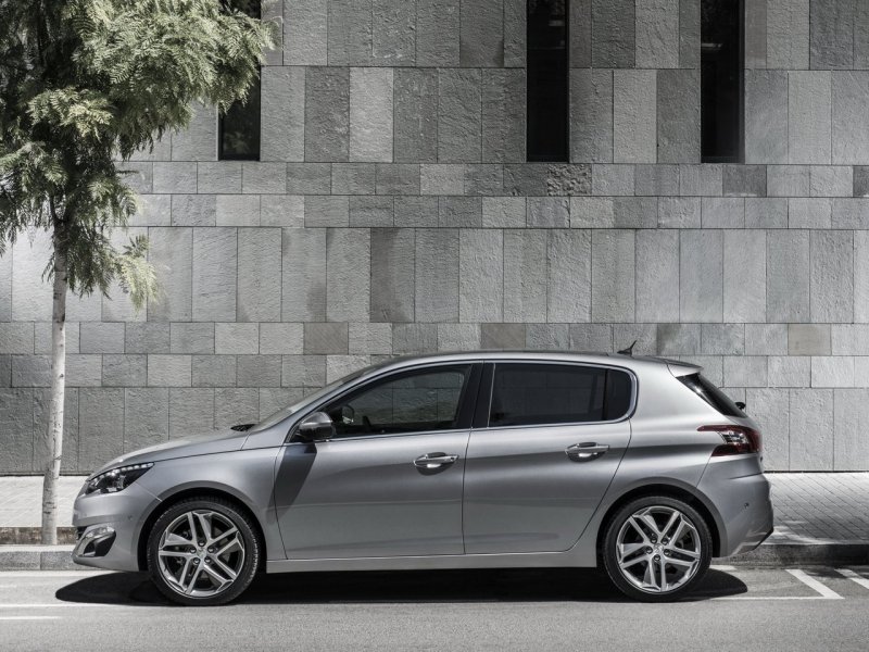 Peugeot 308 II