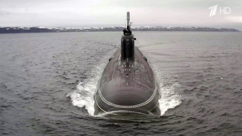 Подводная лодка на дне моря