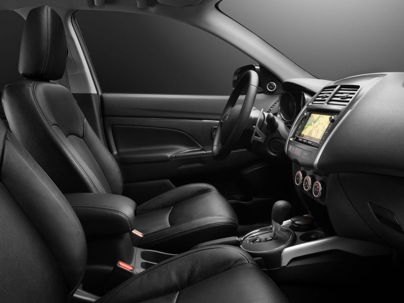 Mitsubishi ASX 2014 салон