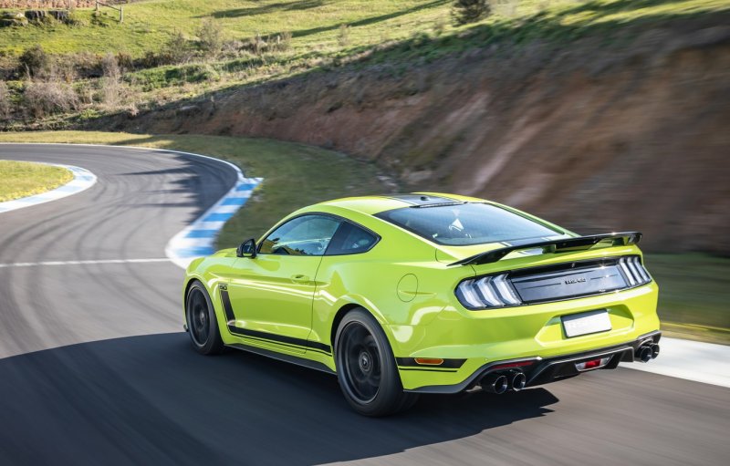 Форд Мустанг gt 500 2020