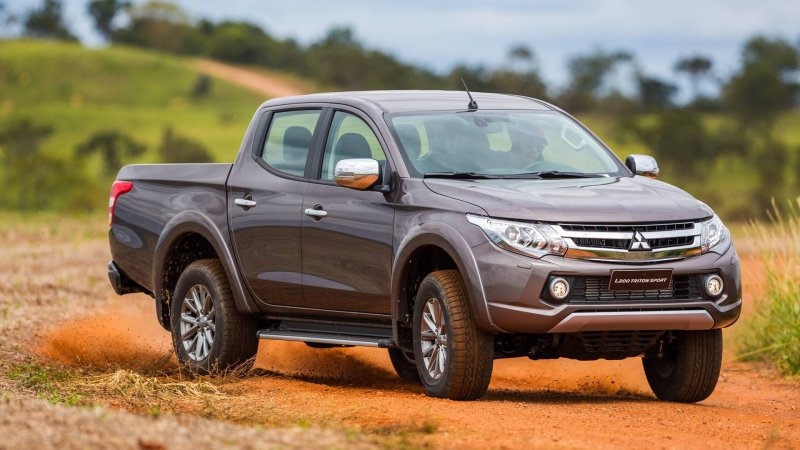 Mitsubishi l200 2019