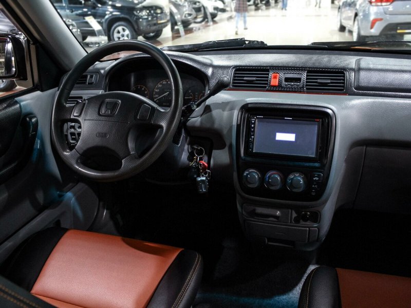 Honda CR-V 1 поколение салон