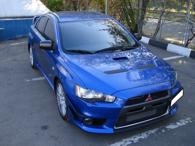 Mitsubishi Lancer 10 синий