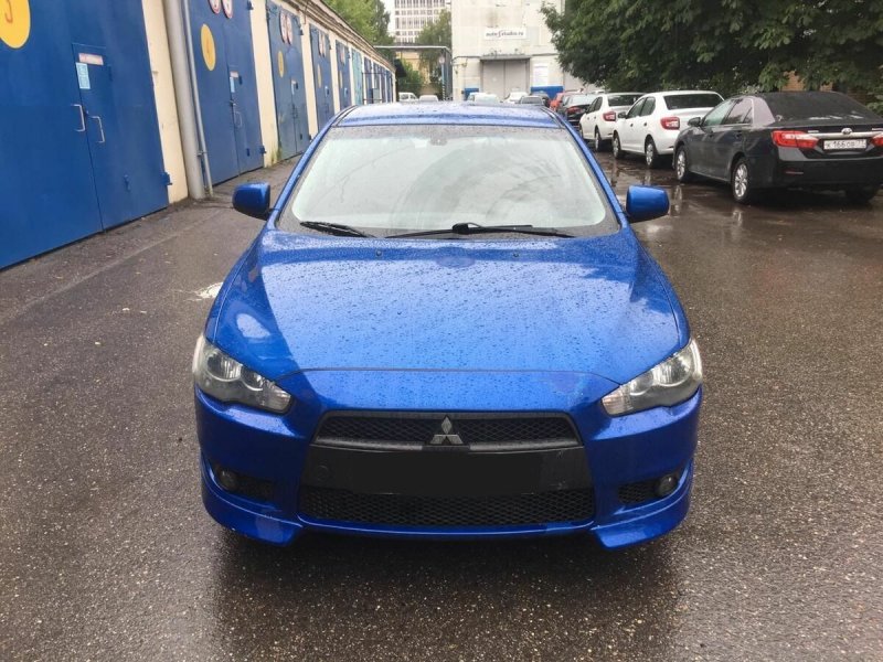 Mitsubishi Lancer 10 хэтчбек 2008 синяя