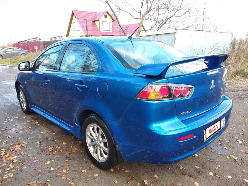 Mitsubishi Lancer 10 синий