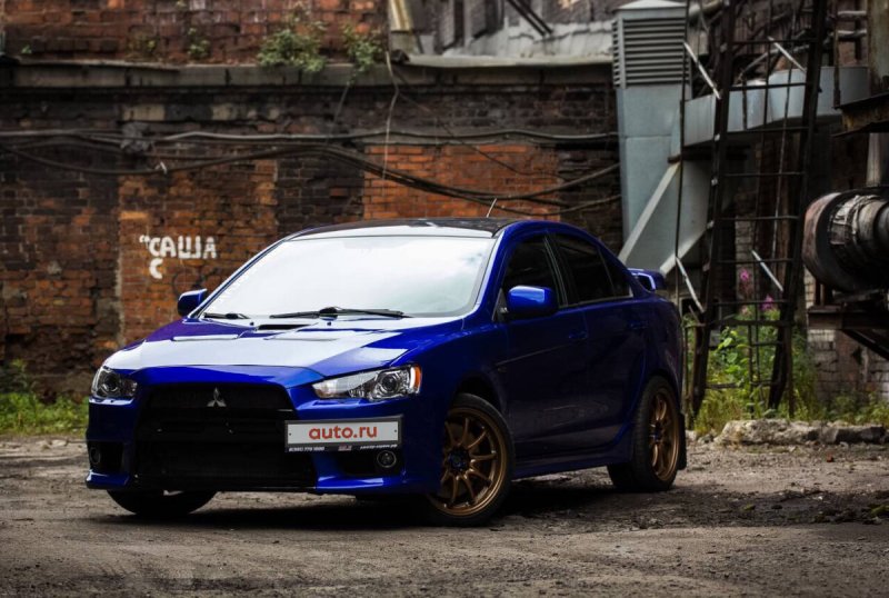 Mitsubishi Lancer x 4wd