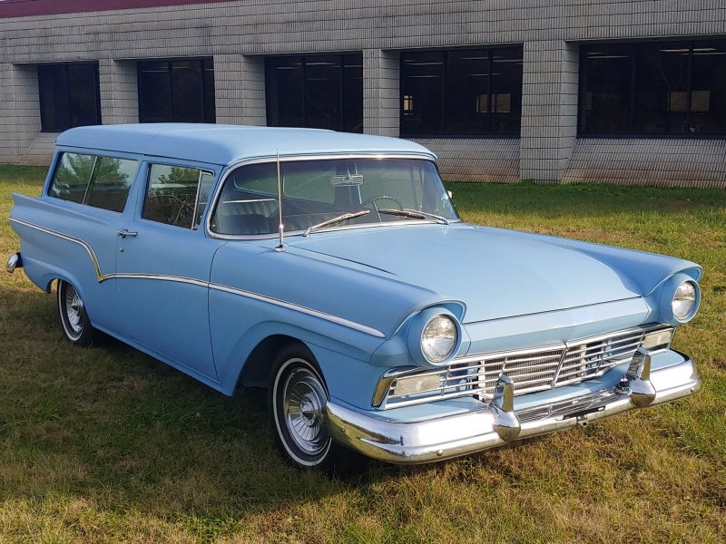 Ford Ranch Wagon 1957
