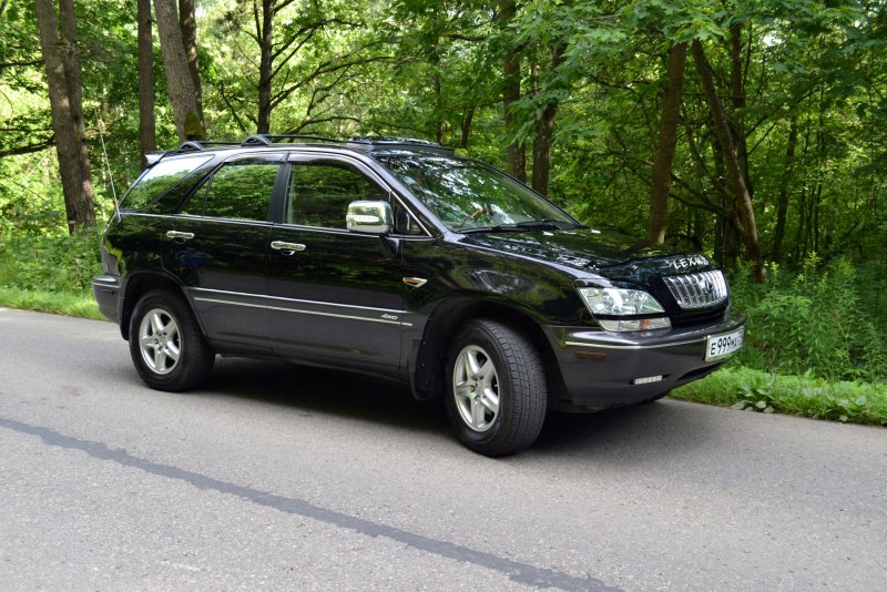 Лексус РХ 300 американец