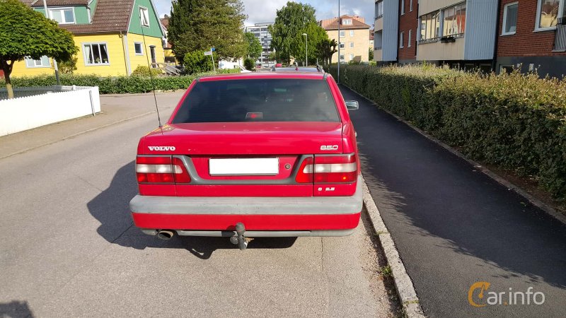 Volvo 850 седан