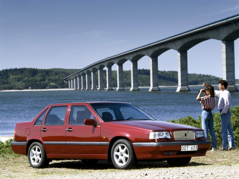 Volvo 850 седан