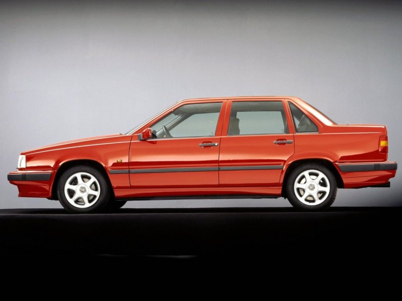Volvo 850 sedan
