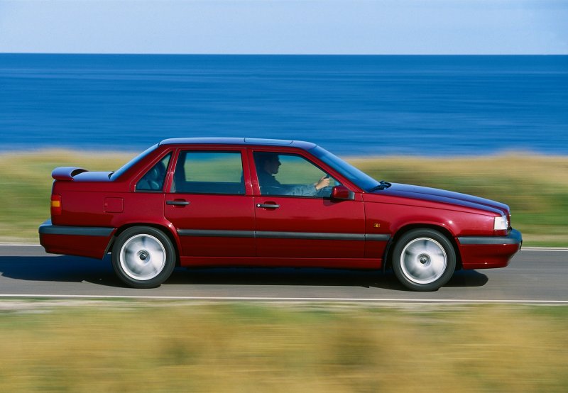 Volvo 850 1 поколение