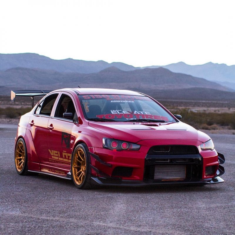 Mitsubishi EVO 9