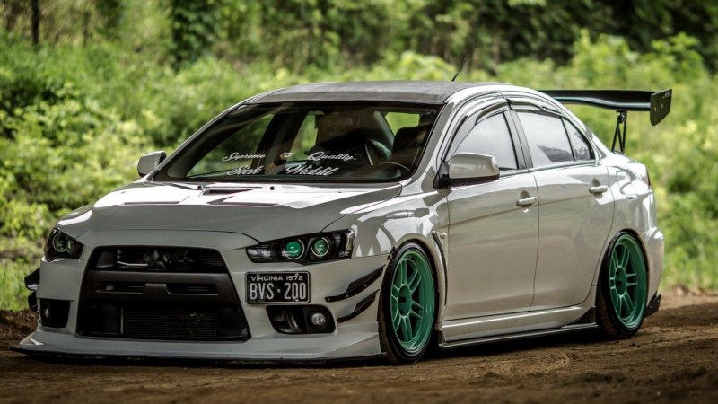 Mitsubishi Lancer Evolution 10