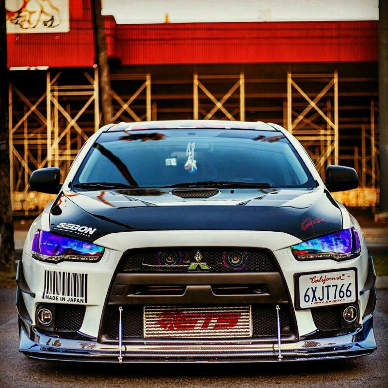 Mitsubishi Lancer Эво 10