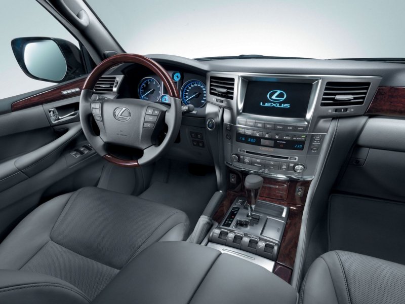 Lexus LX 570 2008 салон