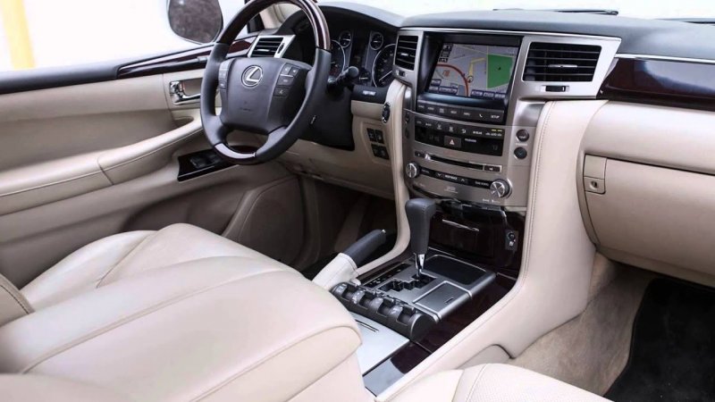 Lexus LX 570 салон