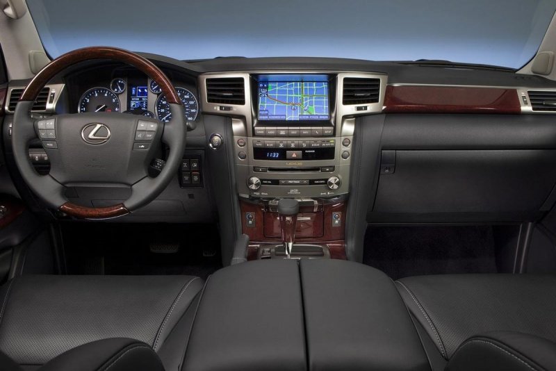 Lexus LX 570 салон