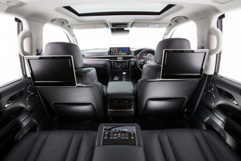 Лексус LX 570 салон