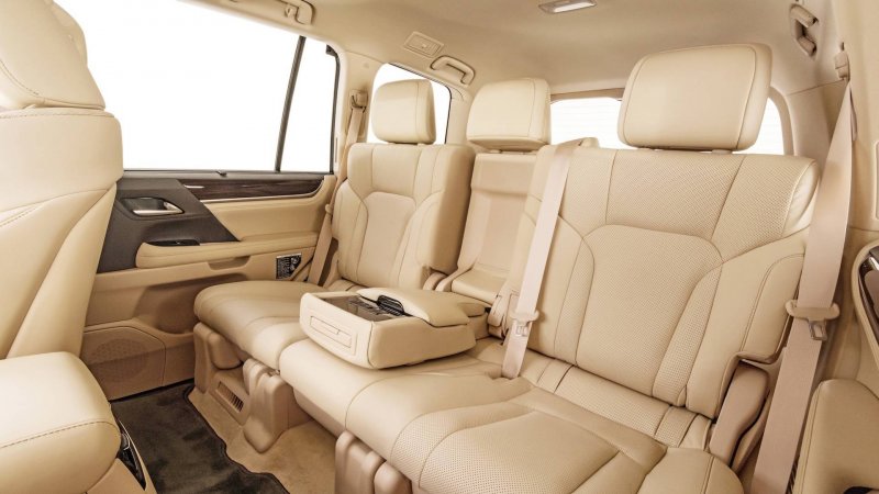 Lexus LX 570 2020 Interior