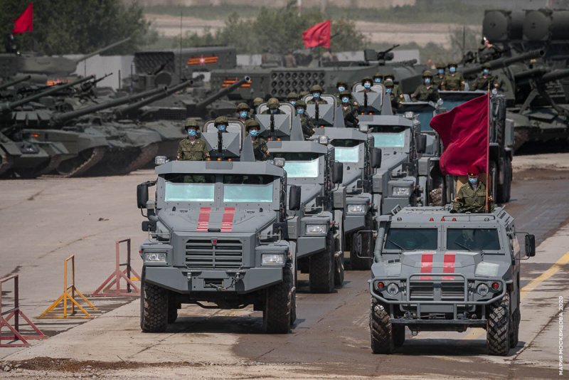 Военная техника "танк"