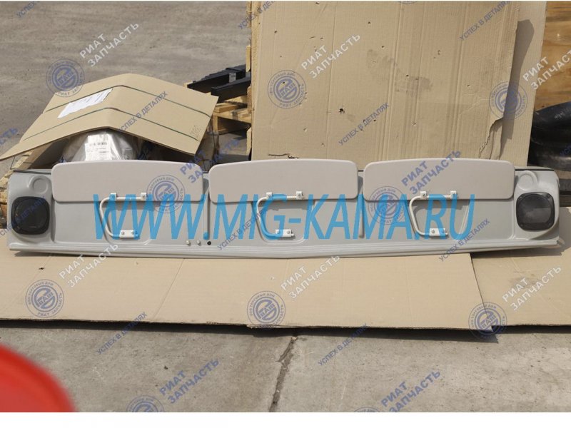 КАМАЗ 5490 надоконная полка