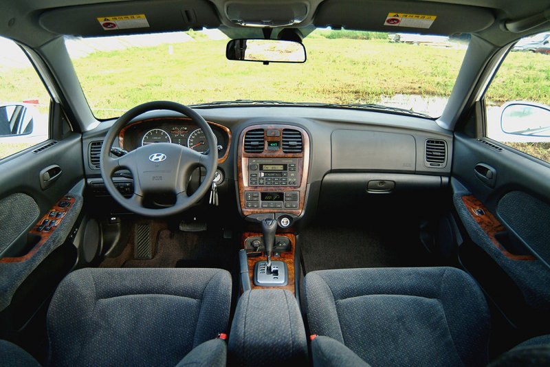 Hyundai Sonata 2004 2.0