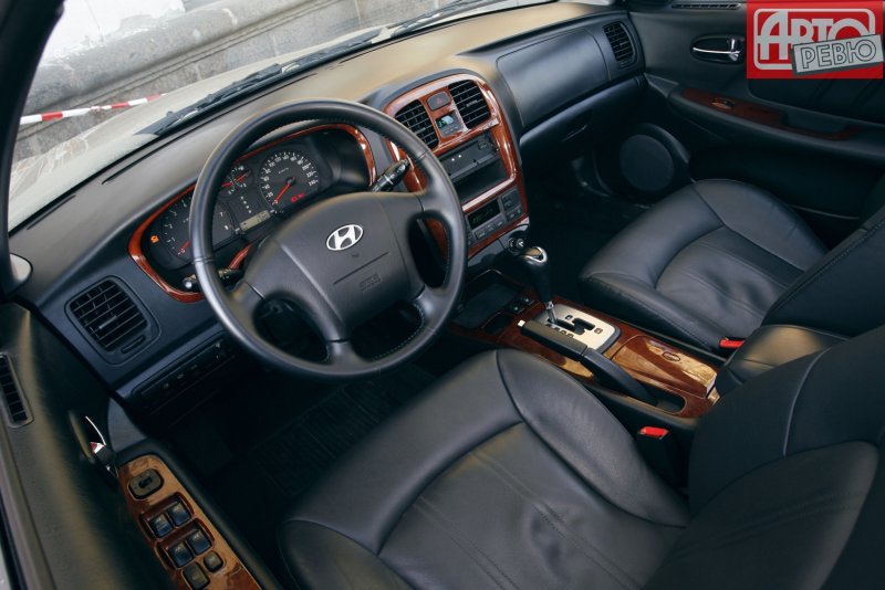 Hyundai Sonata IV (EF) 2001 салон