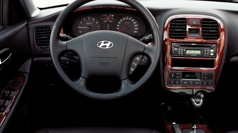 Hyundai Sonata Рестайлинг 2001