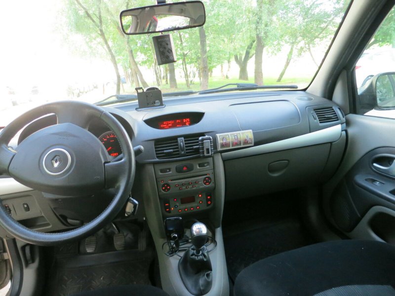 Рено Симбол 2007 салон