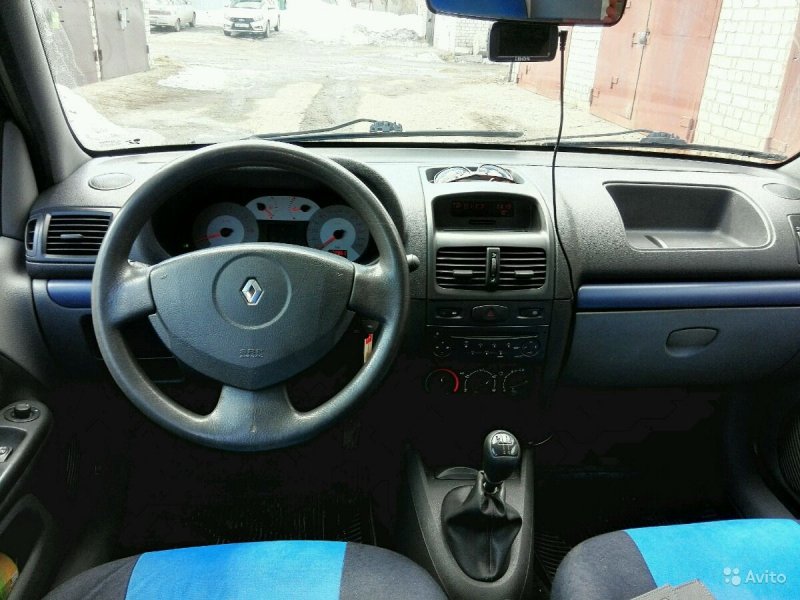 Renault Clio symbol салон