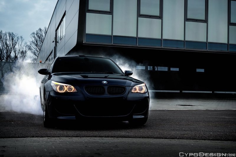 BMW m5 e60 черная