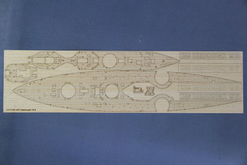 Trumpeter 05329 HMS Dreadnought 1915 1 350