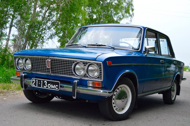 Lada 2106 красная