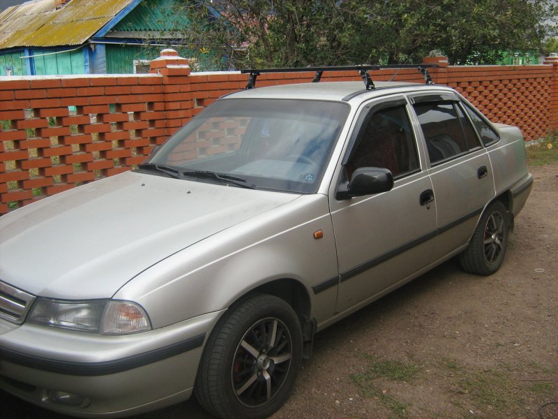 Багажник на крышу Daewoo Nexia
