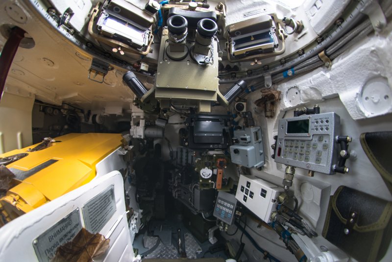Внутри танка т 72