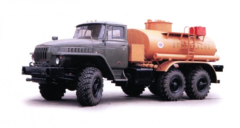 Урал 4320 АТЗ
