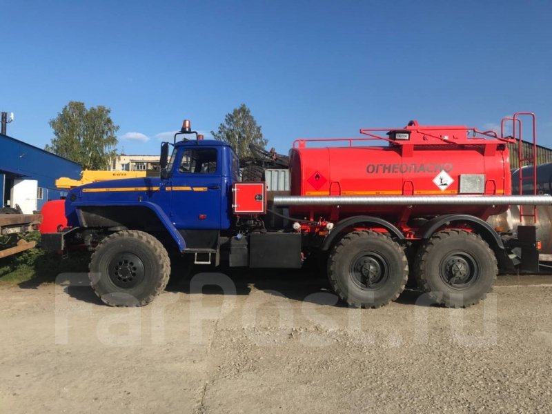 Урал 4320 бензовоз