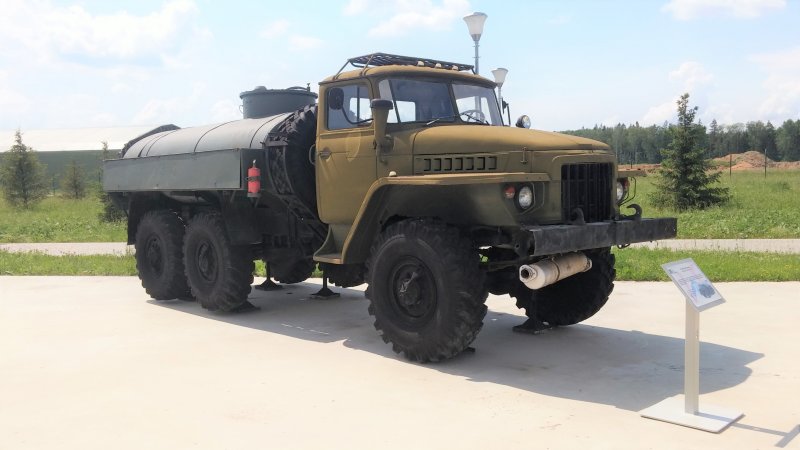 Шасси Урал 375