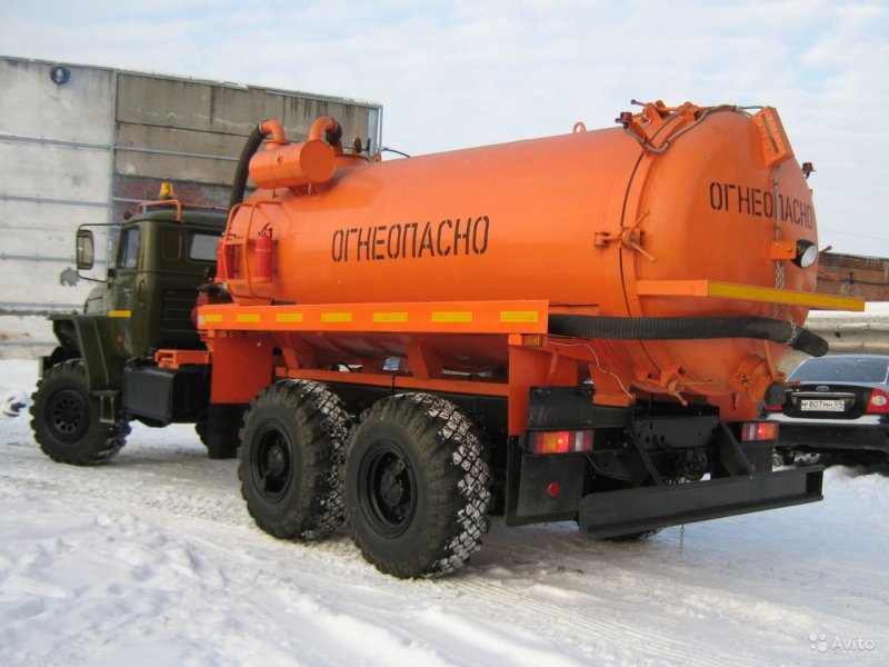 Урал 4320 АКН-10