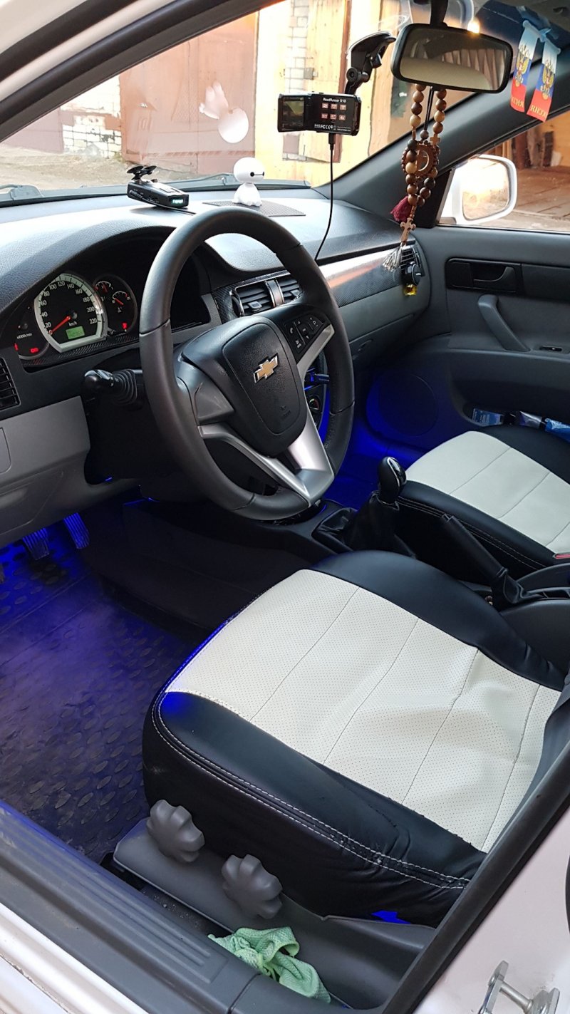 Chevrolet Nexia 2 Tuning салон