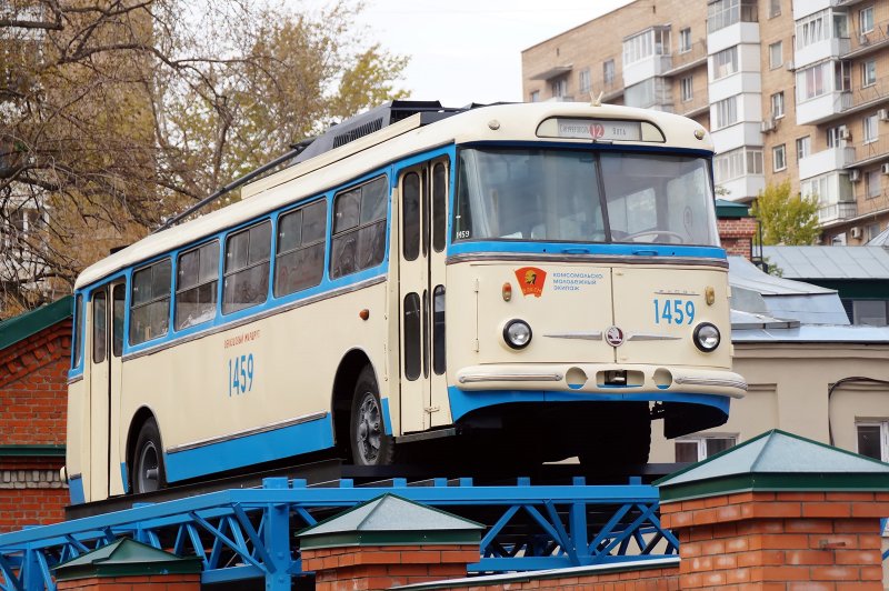 Троллейбус Skoda 9tr