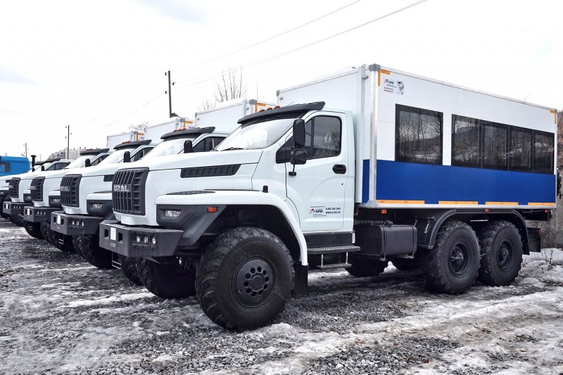 Вахтовые автобусы Урал, КАМАЗ