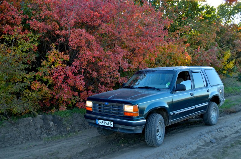Ford Explorer 1