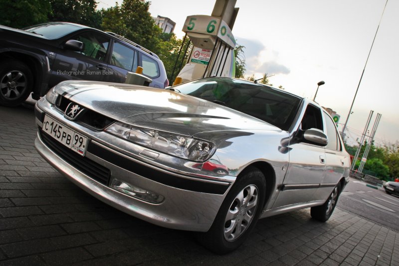 Серый ураган Peugeot 406
