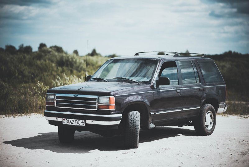 Ford Explorer 1