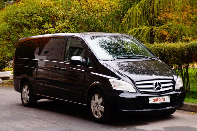 Минивэн Mercedes-Benz Viano