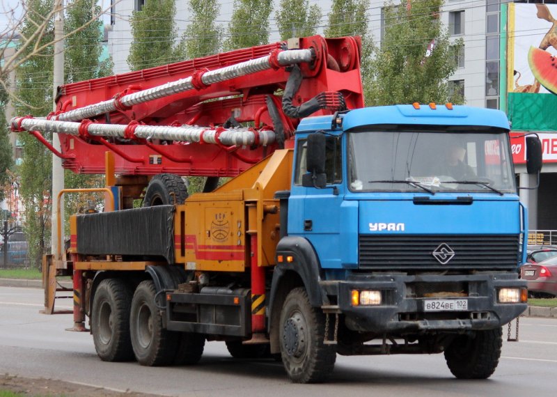 Урал 63685